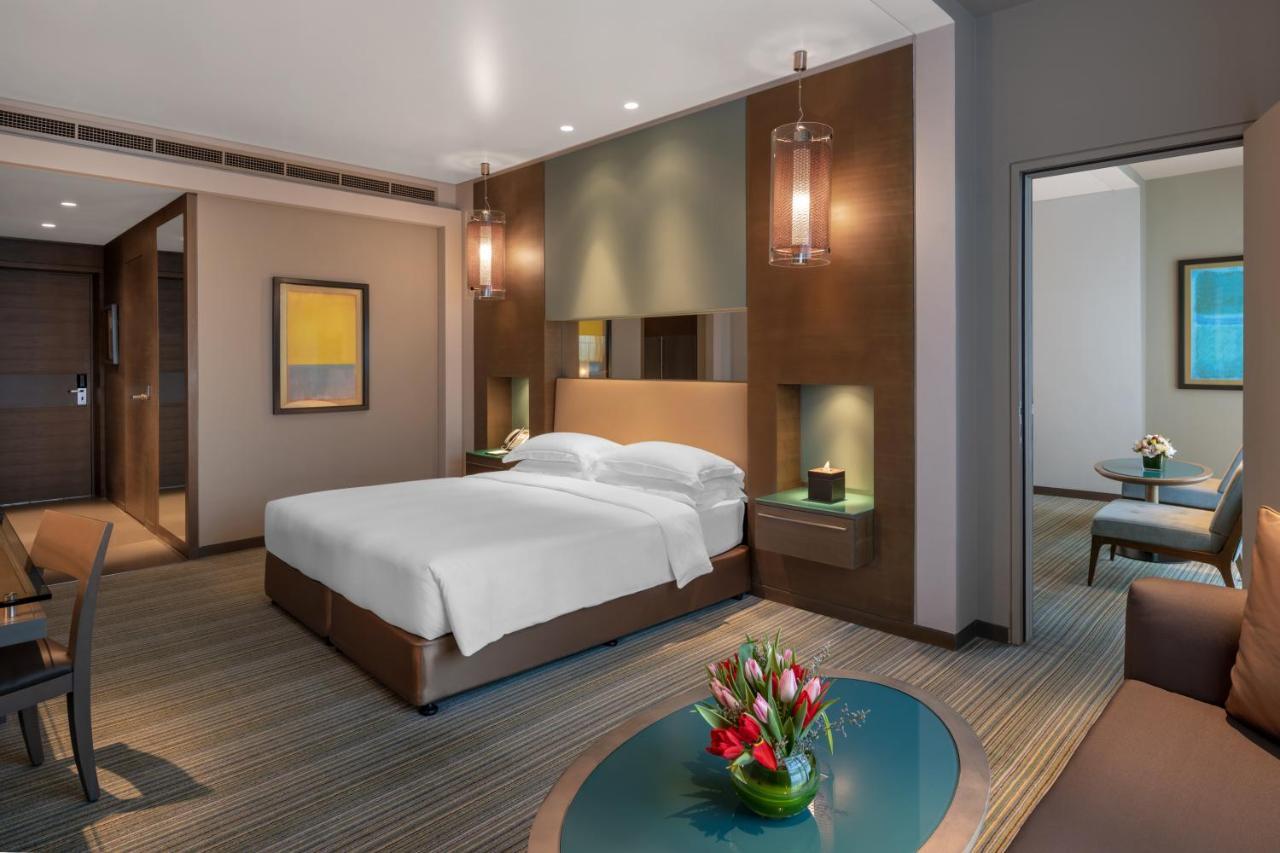 Park Rotana Abu Dhabi Hotel Exterior photo